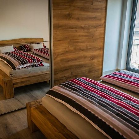 Landhaus Ferienwohnungen Mit Pool Und Wellness Neukirchen-Balbini Extérieur photo